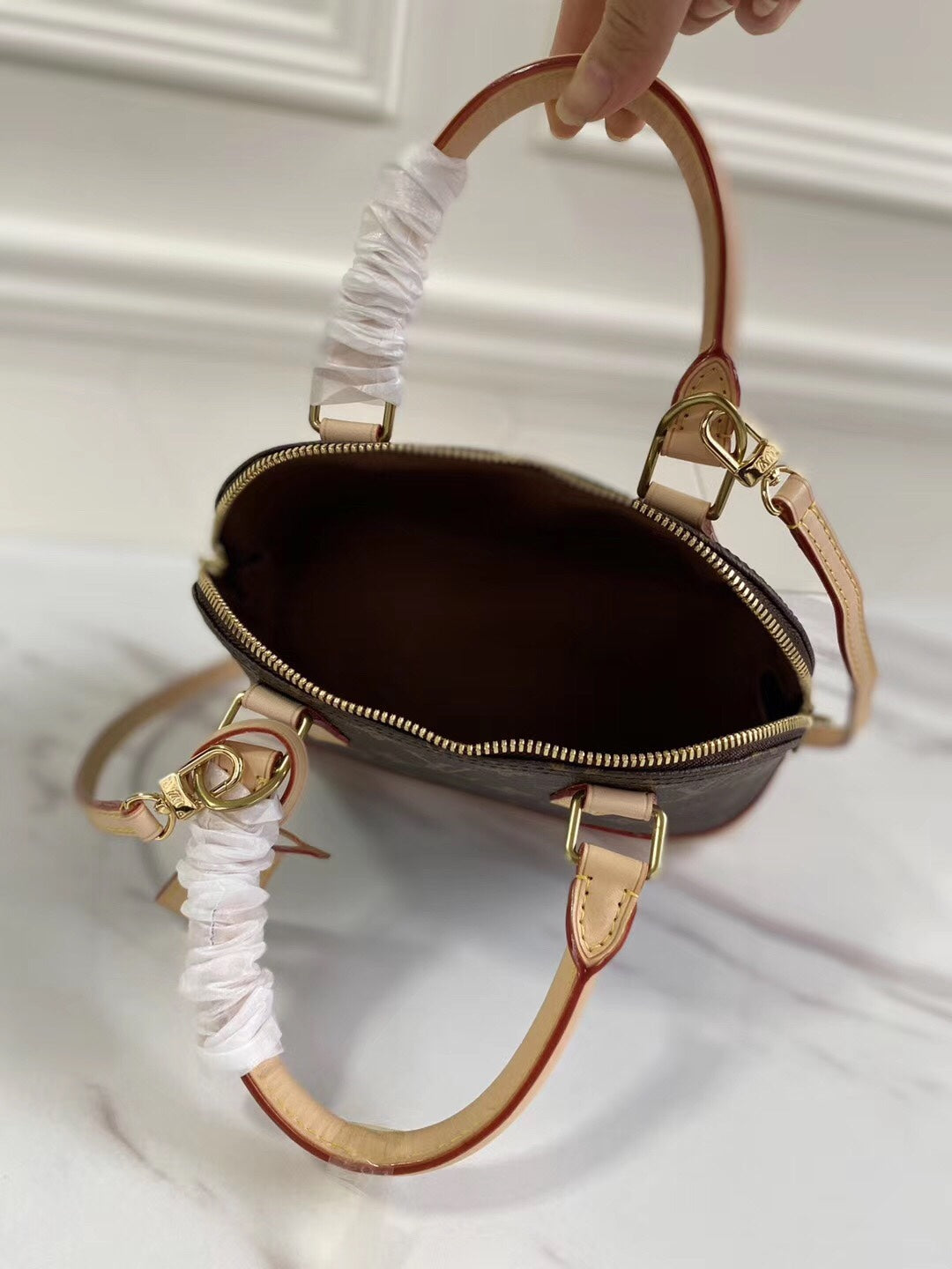 Classic and Stylish Alma Bag