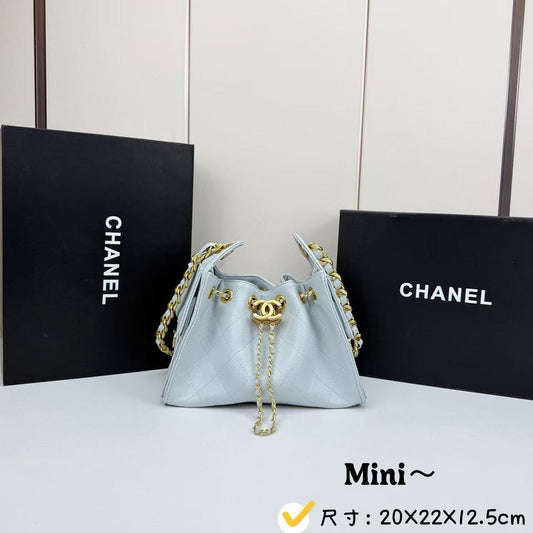 CC 25 Small Handbag Grained Calfskin & Gold-Tone Metal Bag1