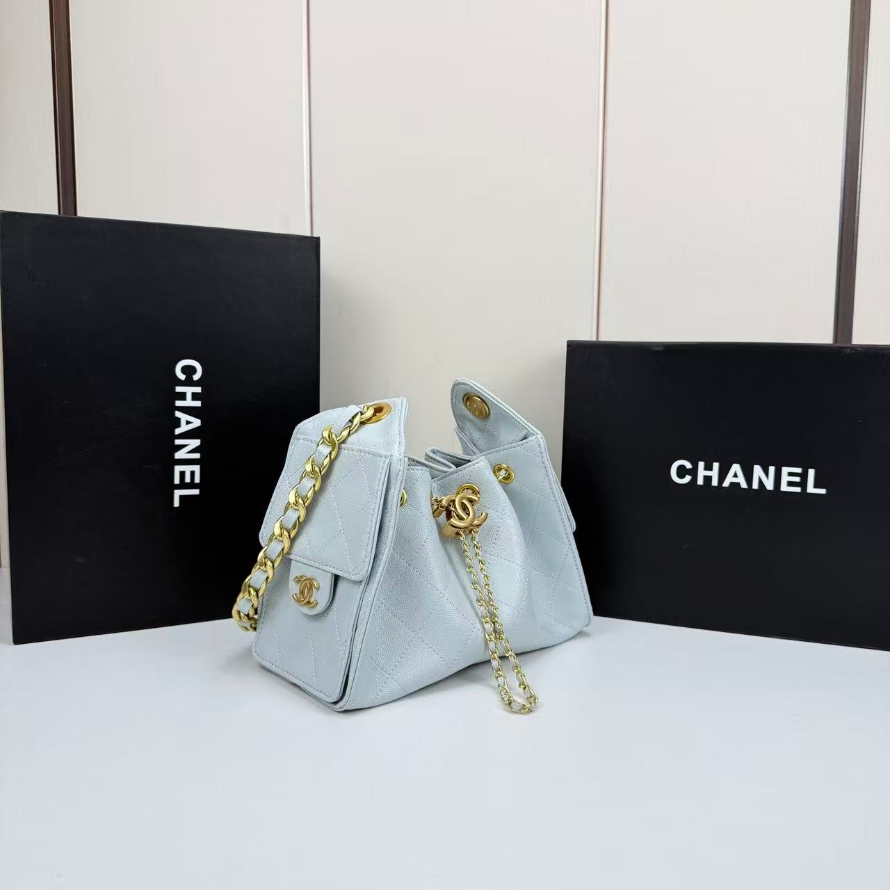 CC 25 Small Handbag Grained Calfskin & Gold-Tone Metal Bag1