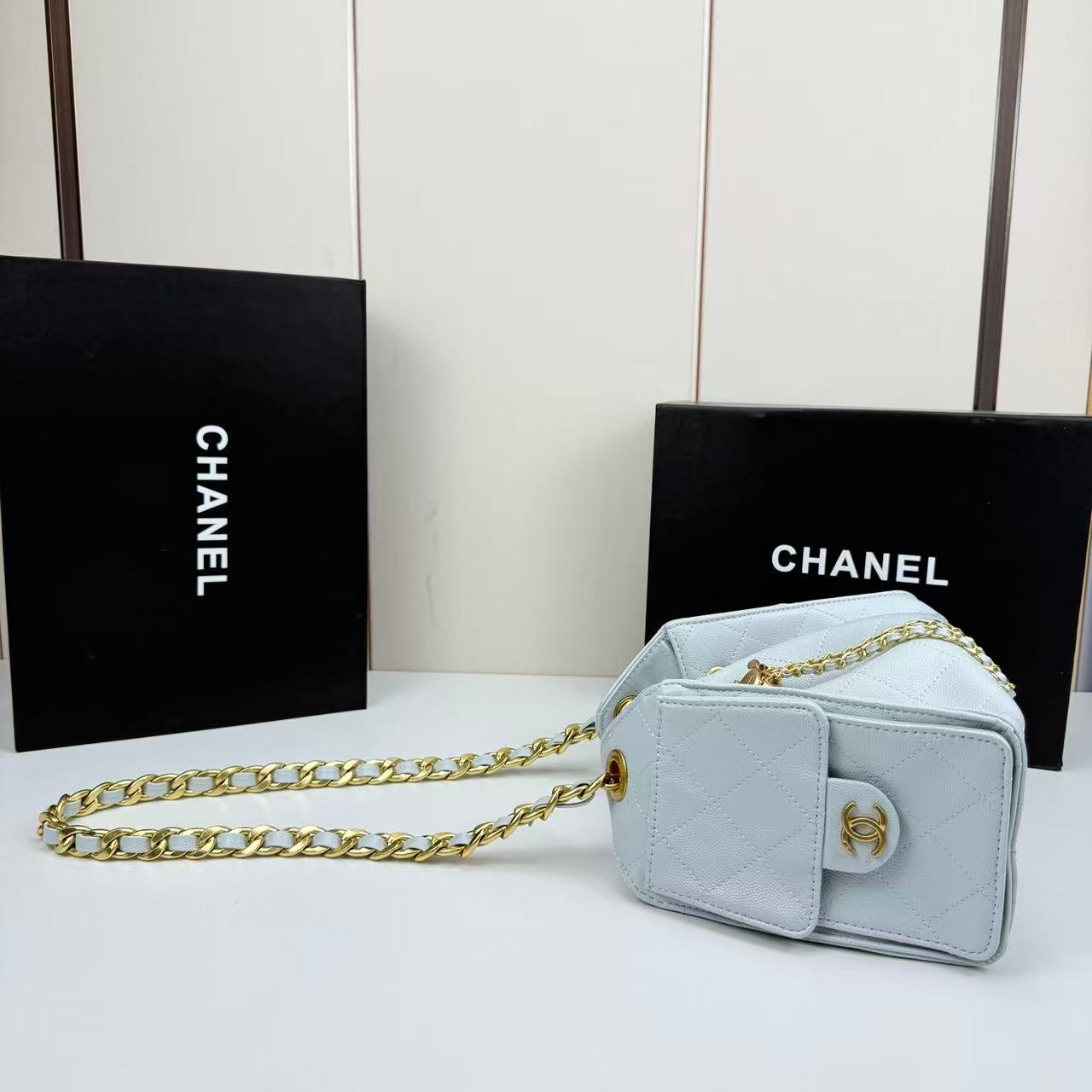 CC 25 Small Handbag Grained Calfskin & Gold-Tone Metal Bag1