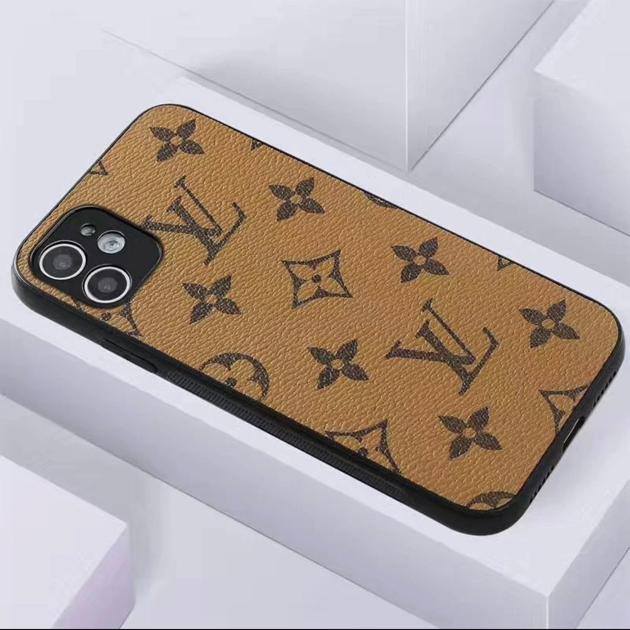 NEW LV  Shine x Mono iPhone Cover
