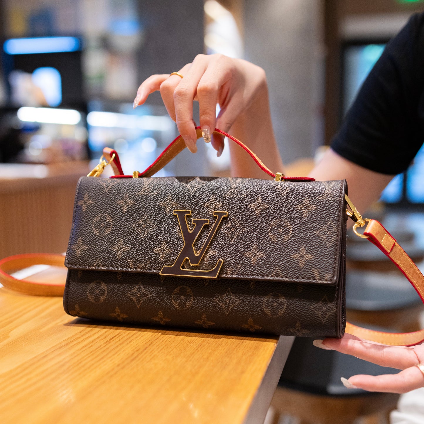 （Buy 3, pay for 2）Luxe Texture Leather Handbag